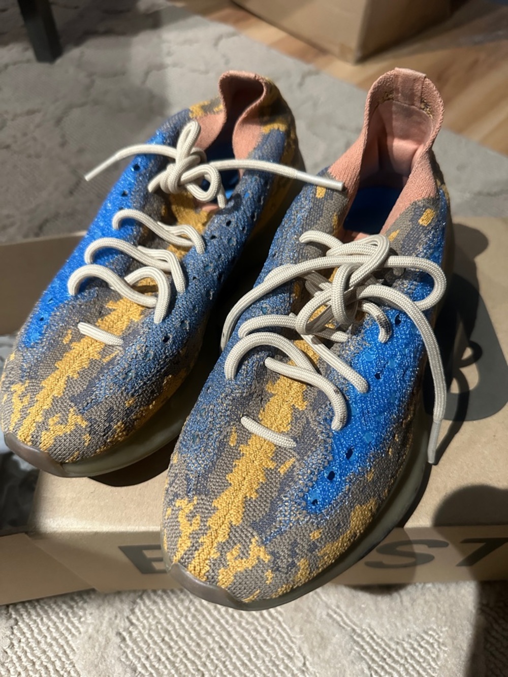 Multicolor Knit Sneakers - Blue, Yellow, Gray